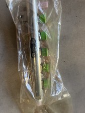 New 06-10 Duramax Lbzlmm Bosch 217-2433 Fuel Injector Left Fuel Rail New 06-10 Duramax Lbzlmm Bosch 217-2433 Fuel Injector Left Fuel Rail