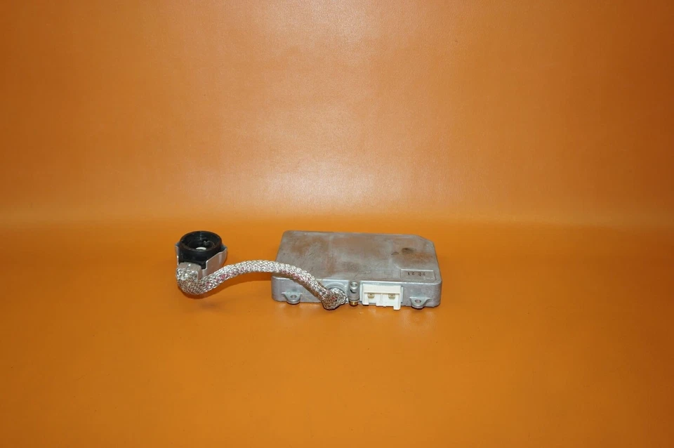 FARO MÓDULO CONTROL CAJA XENÓN LEXUS SC430 2002 2003 2004 2005 85967-33010 Foto 2 de 4