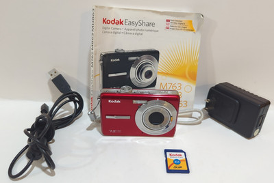 Kodak EasyShare M763 7.2MP Digital Camera Red 3x Zoom, Tested with manual, 2G SD