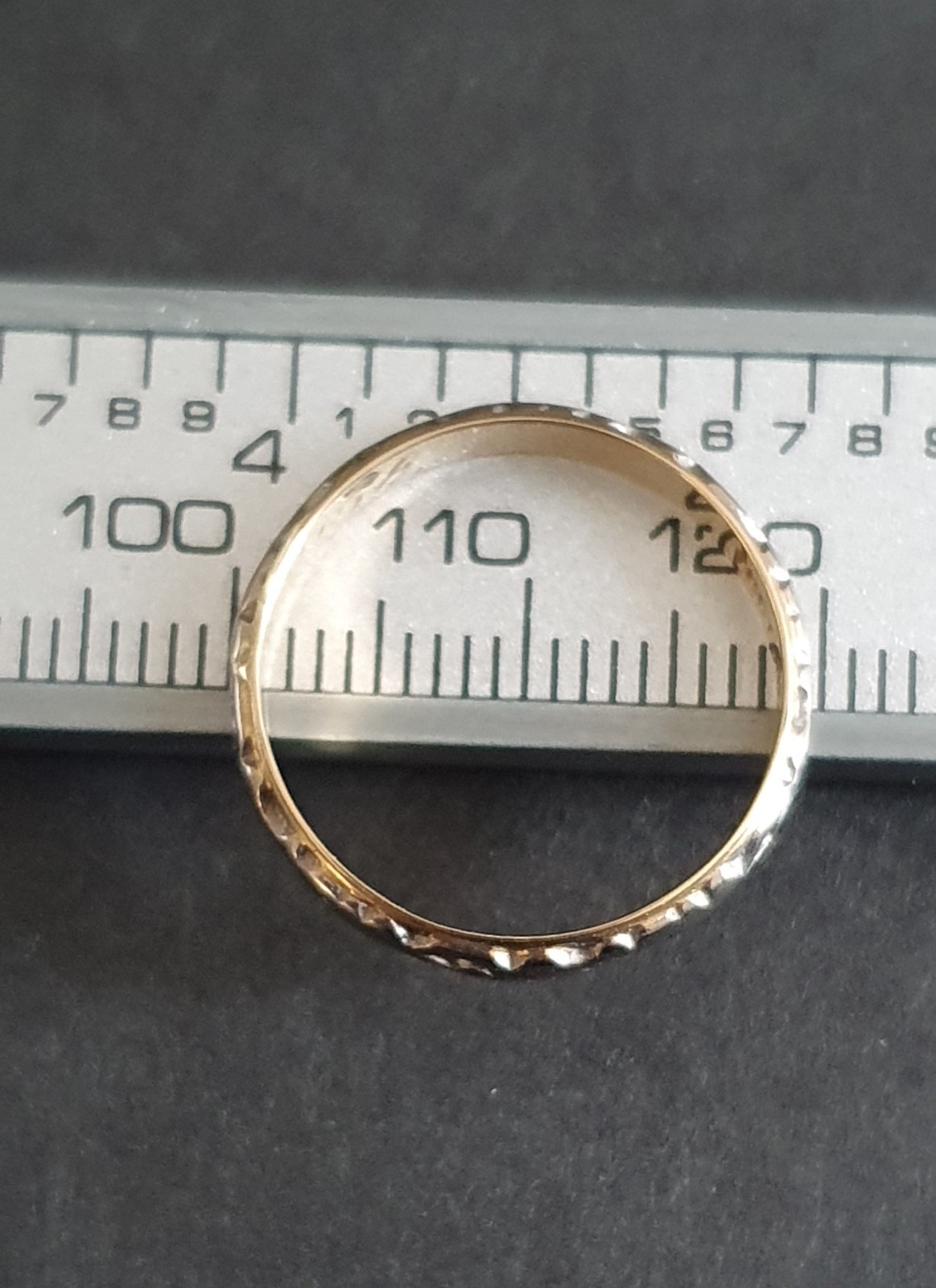 Solid 18ct Yellow Gold Ring "RD Pend" Hallmark 1.… - image 9