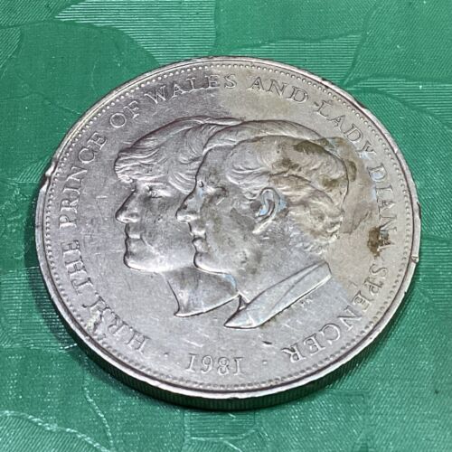 1981 Prince of Wales and Lady Diana Spencer COMMEMORATIVE COIN