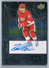 2019-20 BLACK DIAMOND TRIBUTE TRIPLE FILIP ZADINA ROOKIE AUTO 52/99 DETROIT RED