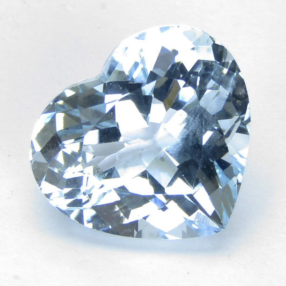 5.72 克拉闪亮天然无加热海蓝宝石心形宝石来自巴西 — 第 4/4 张图片