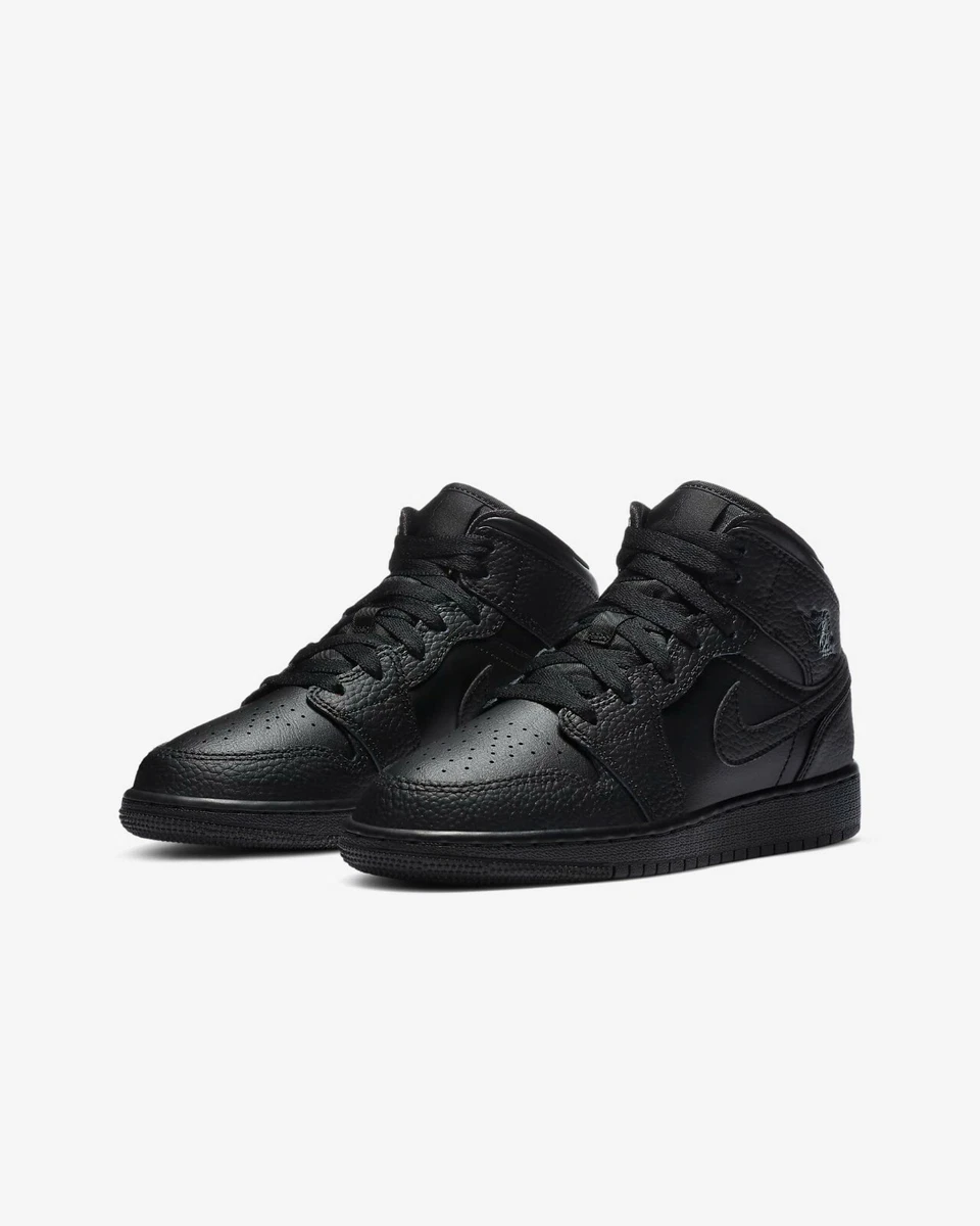Jordan 1 mid store all black