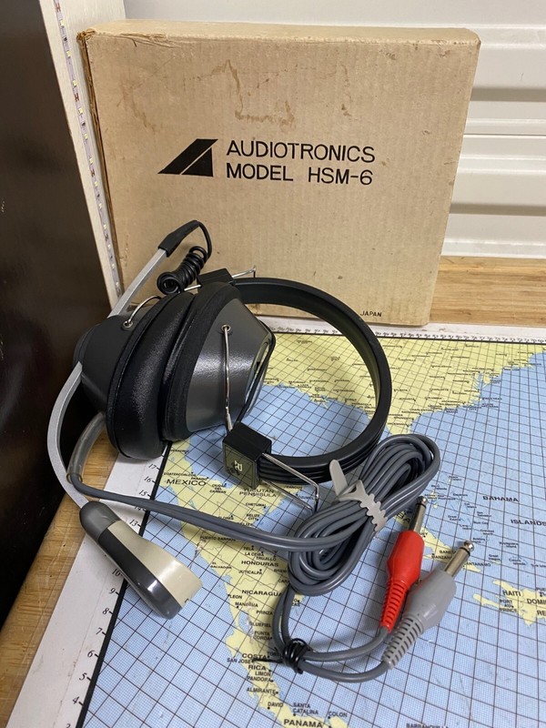 Vintage Audiotronics HSM-6 Headphone Microphone Rare & Hard To Find Origin Box