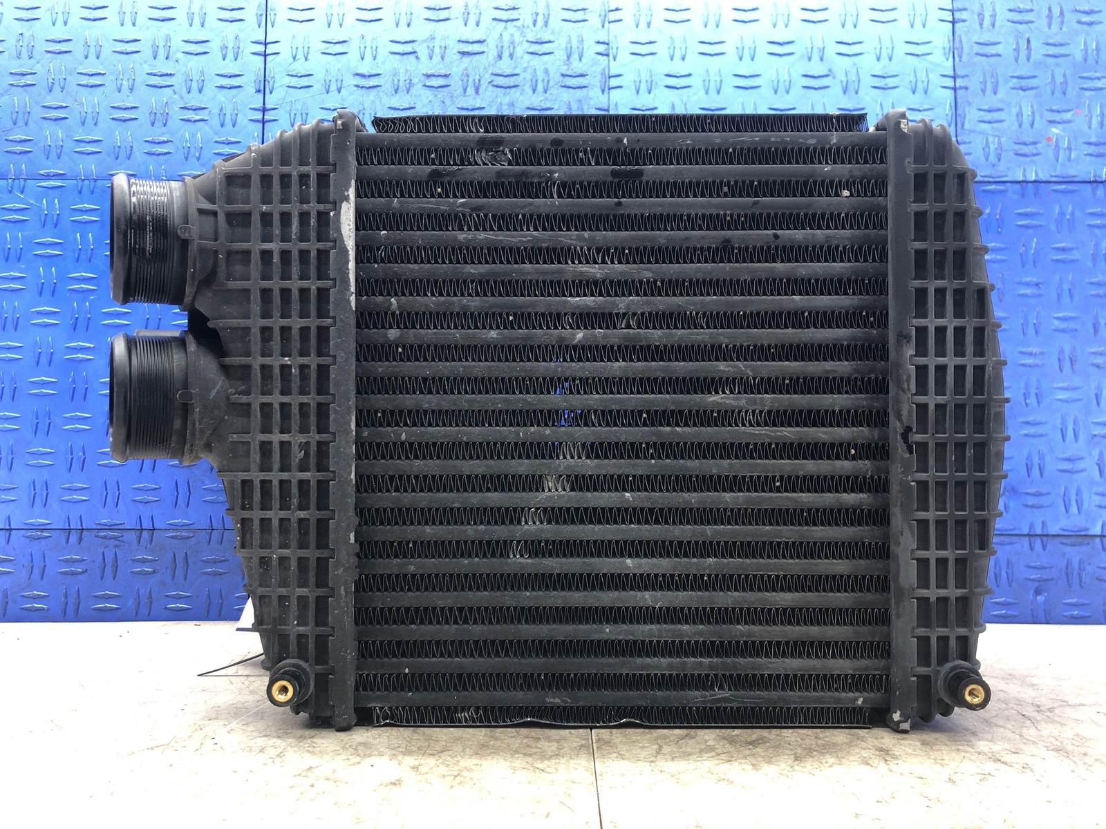 2014-2021 MASERATI QUATTROPORTE GHIBLI 3.0L LEFT INTERCOOLER  DUCT 16474839