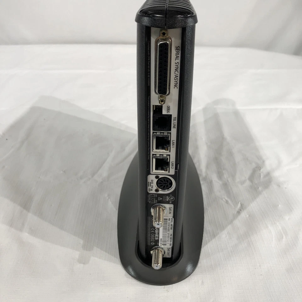 HN7700S IPS 1500139-2005 HUGHES SATELITE RECIEVER CE0682 - Image 4 of 4