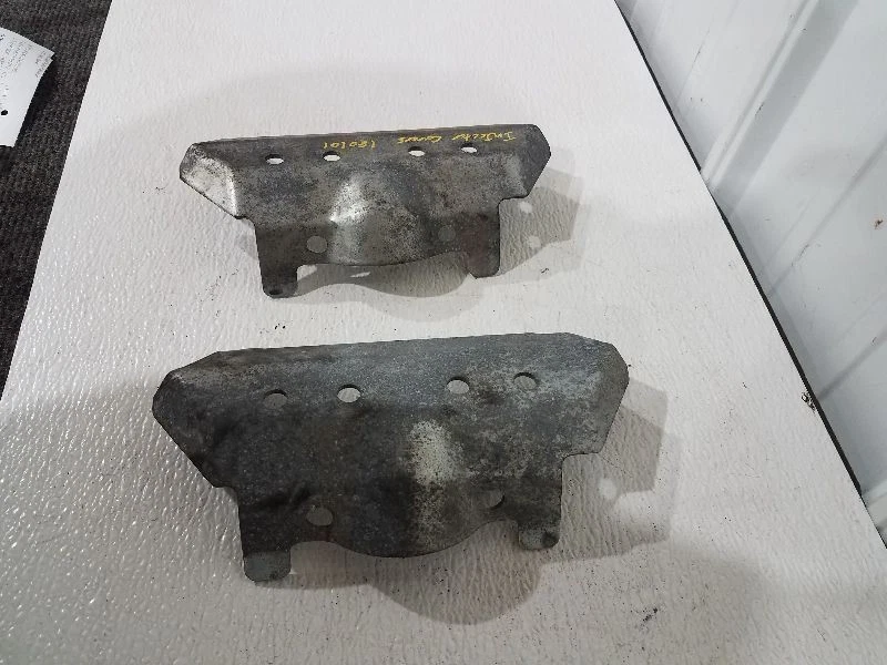 Cubierta de inyector de combustible Subaru Forester 2011-16 *JUEGO* Foto 3 de 4