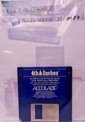 IBM PC -- 4TH & INCHES (ACCOLADE - DISK)