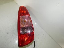 Fanale posteriore sinistro Peugeot 807 anno 05 graffi presenti!!!