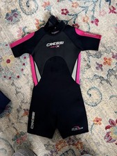 Cressi Juniors Size L Black  Pink Shorty Neoprene Wetsuit 2.5mm Short Sleeve
