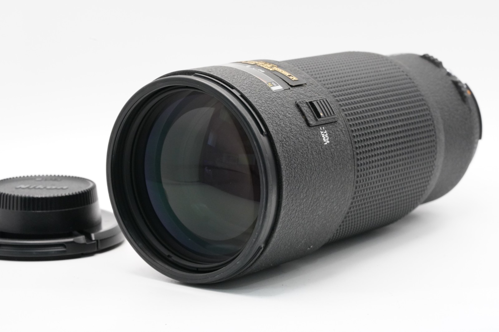 Nikon AF Nikkor 80-200mm F/2.8D ED