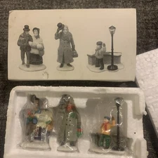 Retired Dept 56 Heritage Village Dickens "A CHRISTMAS CAROL MORNING" 55883 Set-3