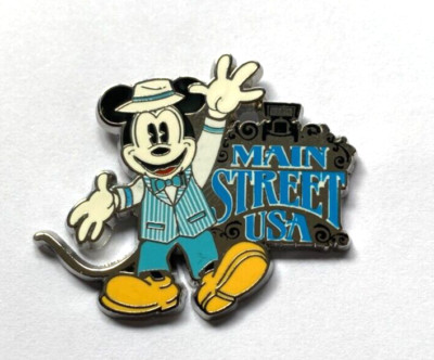 DISNEY PIN BADGE Mickey - Main Street USA - Four Lands