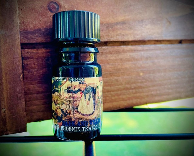 Dark and Weary - Flacone Black Phoenix Alchemy Lab 5 ml Dark and Weary - Flacone Black Phoenix Alchemy Lab 5 ml
