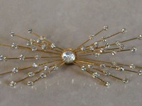 Wonderful Star Rays Burst Diamante Studded Large Gold Tone Broach Pin -fabulous Wonderful Star Rays Burst Diamante Studded Large Gold Tone Broach Pin -fabulous