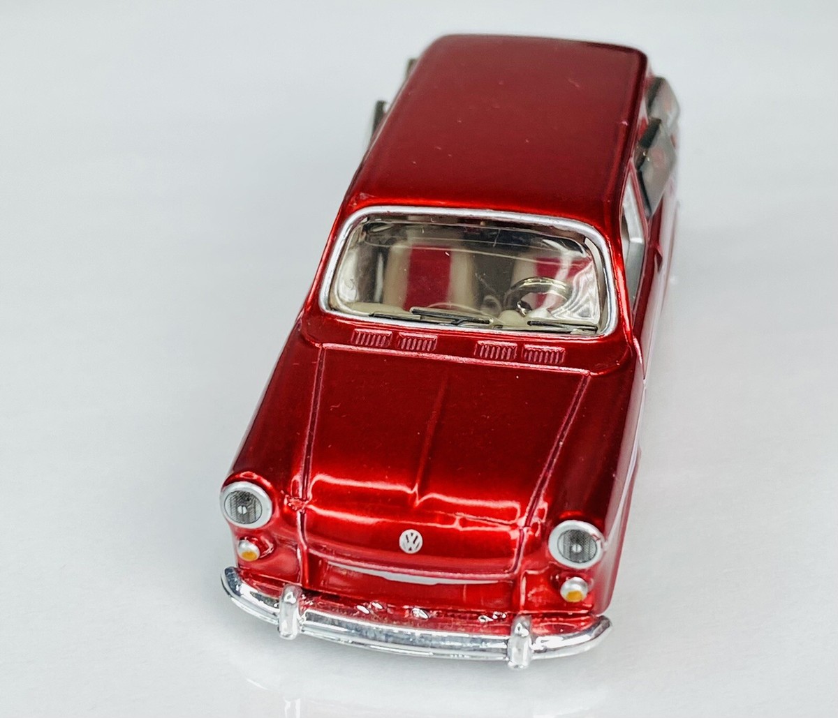Maisto All Stars Candy Red [1967 Volkswagen VW 1600