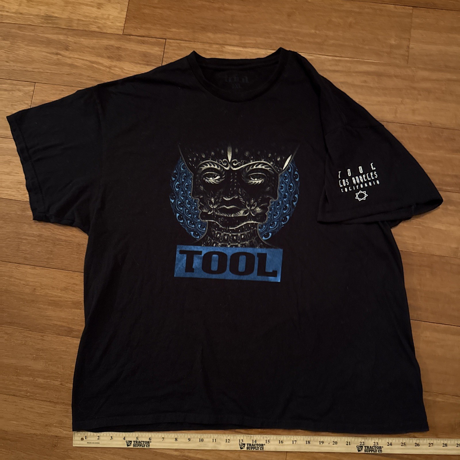 Tool Band Concert Tour Shirt Los Angeles California 2XL/XXL Graphic