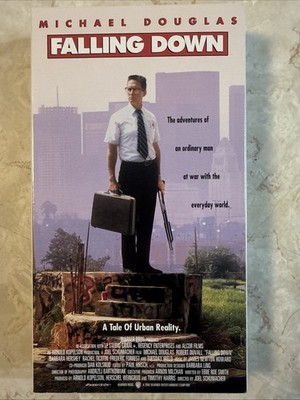 Falling Down (VHS, 1993) Michael Douglas | Joel Schumacher | Warner Bros
