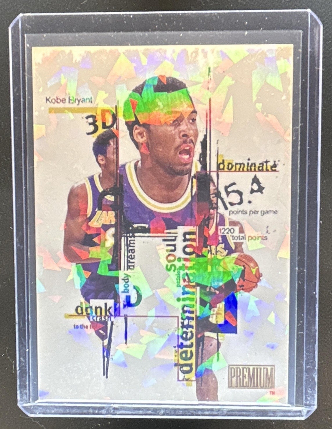 1998-99 Skybox x Premium Kobe Bryant 3D #1 DDD Lakers