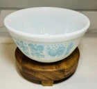 Vintage PYREX Amish Butterprint #402 1 1/2 QT. Mixing Bowl NICE!!