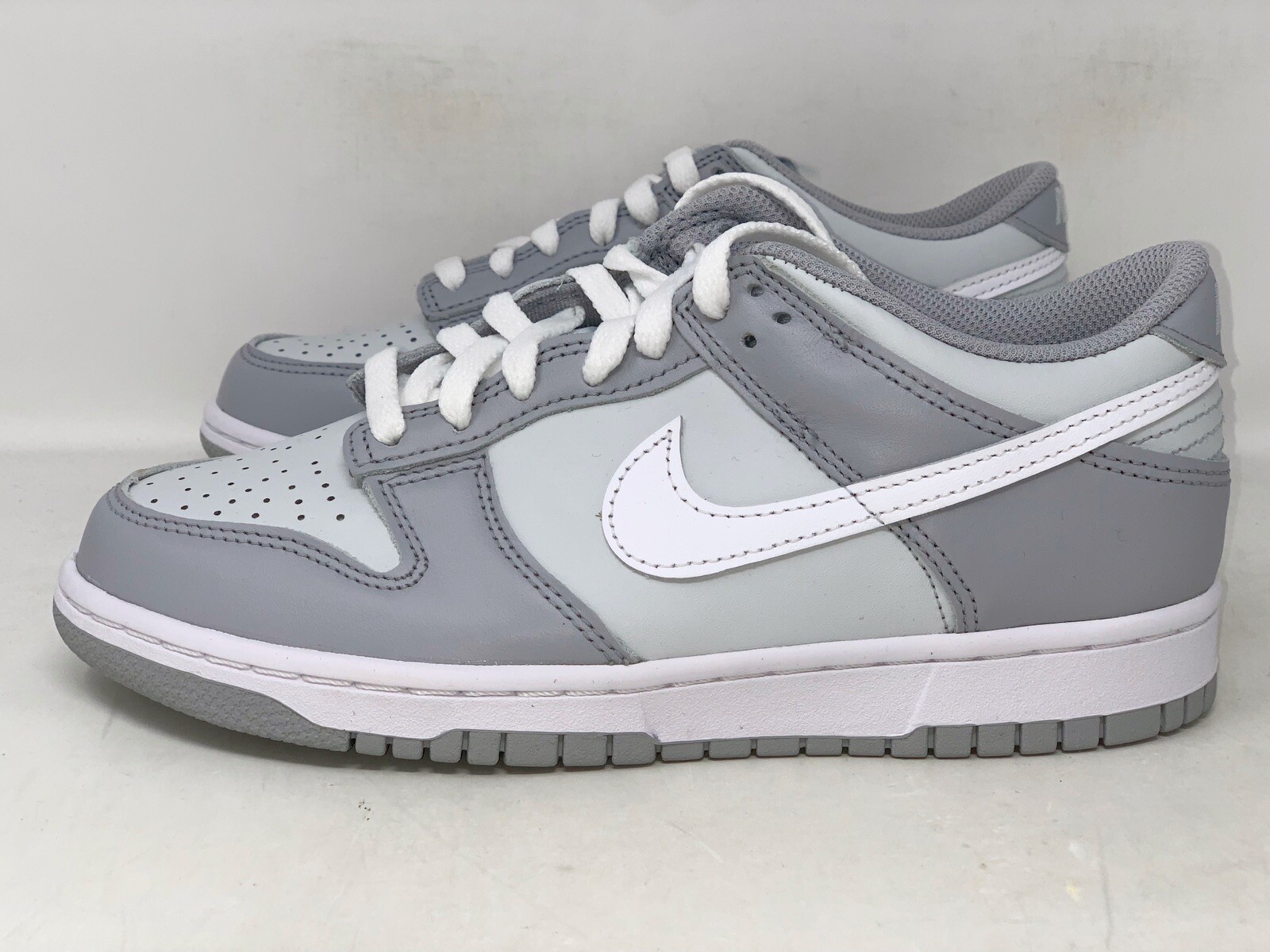 Nike Dunk Low Two Tone Gray Sneaker, Size 6Y / 7.5W BNIB DH9765-001 | eBay