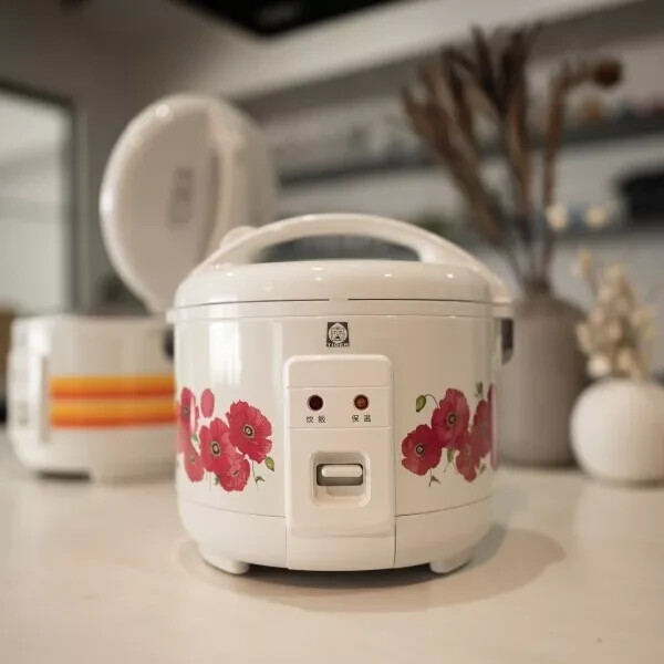 3 Cups 100th Anniversary Web  Limited 100v 50-60hz Poppy