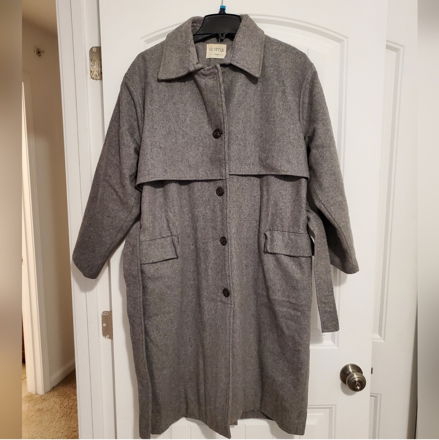 Wool blend Winter coat with down interlayer - image 3