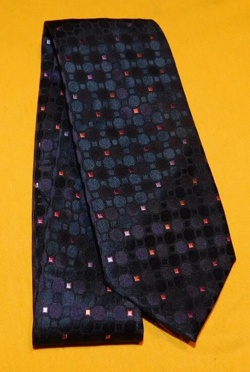 CORBATA EMANUEL UNGARO HECHA EN ITALIA MARRÓN/BORGOÑA/ROSA MOTIVO PUNTOS - CORBATAS DE DISEÑADOR. Foto 2 de 3