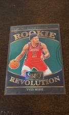 2024-25 Panini Select - Rookie Revolution Yves Missi #4 Green Prizm (RC)