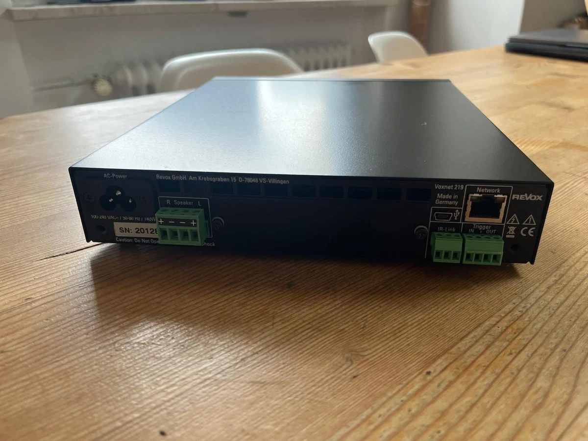 Amplificador Revox M30 Multiuser Amplifier - Wi-Fi/Lan (negro con embalaje original)