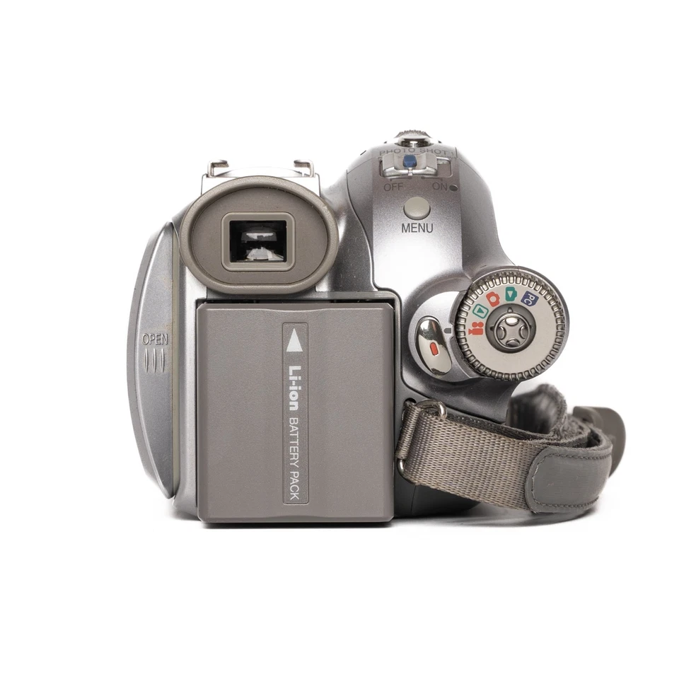 Panasonic NV-GS300 MiniDV PAL Camcorder - Silver - FULLY FUNCTIONAL - Image 4 of 4