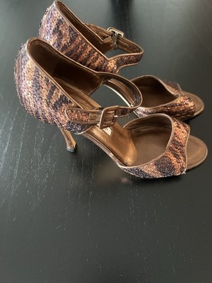 Manolo Blahnik Womens Caldo Sequin Animal Open Toe Bronze Stiletto Heels 38