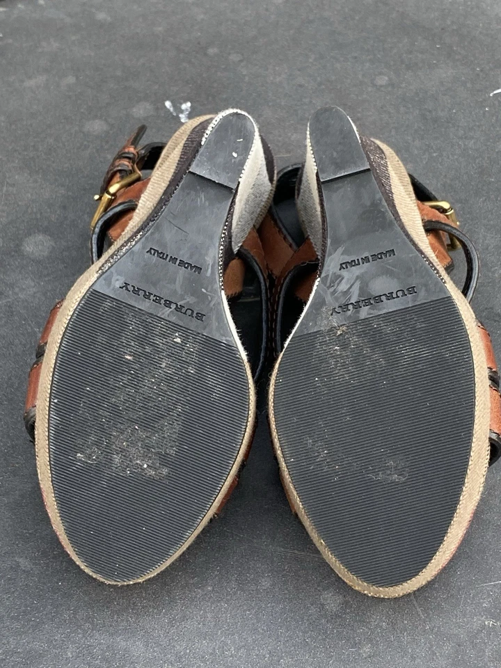 Burberry Nova Check Canvas Wedge Sandals Womens Size EU 36 US 6 - Image 4 of 4