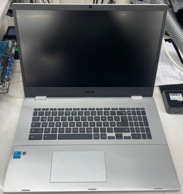 ASUS Chromebook CX1700CK, ohne OVP inklusive Laptoptasche