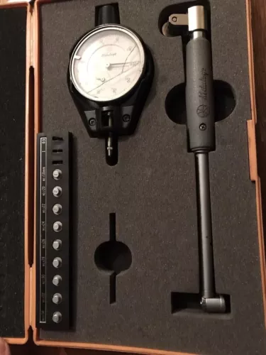 original Mitutoyo 511-126 dial bore gauge, 18-35mm with invoice