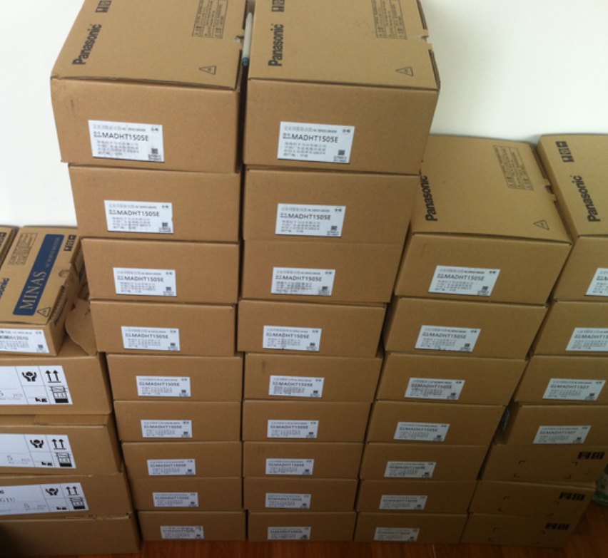新品未開封　パナソニック　 AFP0HXY64D2T Panasonic PLC module AFP0HXY64D2T New In Box Expedited Ship