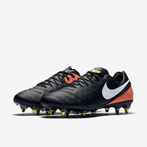 nike tiempo legend sg size 9