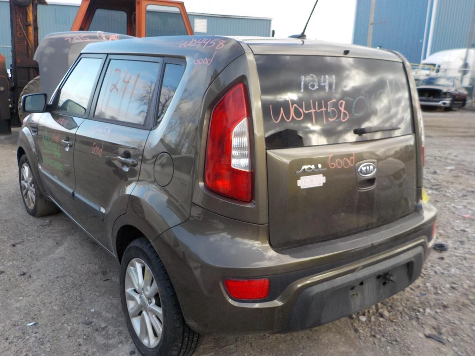 Used Front Left Seat Front fits: 2012 Kia Soul bucket air bag cloth manual w/hei Foto 3 de 4