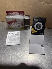 Qwik Time QT-3 Quartz Metronome Black Portable A440 Tone for Tuning New Open Box