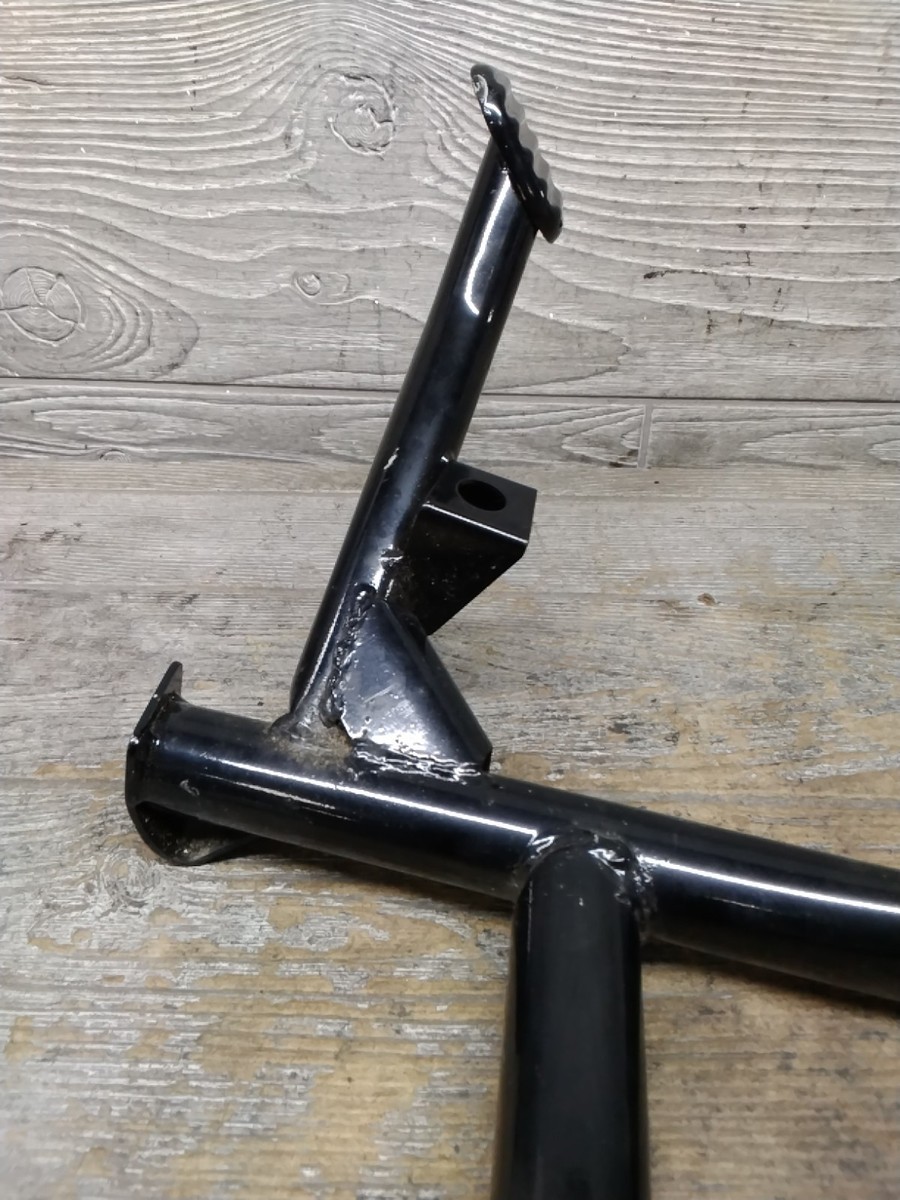 New Genuine Kawasaki Oem ZX600 Ninja ZX 600R Frame Center Kick
