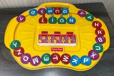 ALPHA-GO-ROUND Alphabet Spelling Game 1997 Fisher Price Vintage Educational Toy