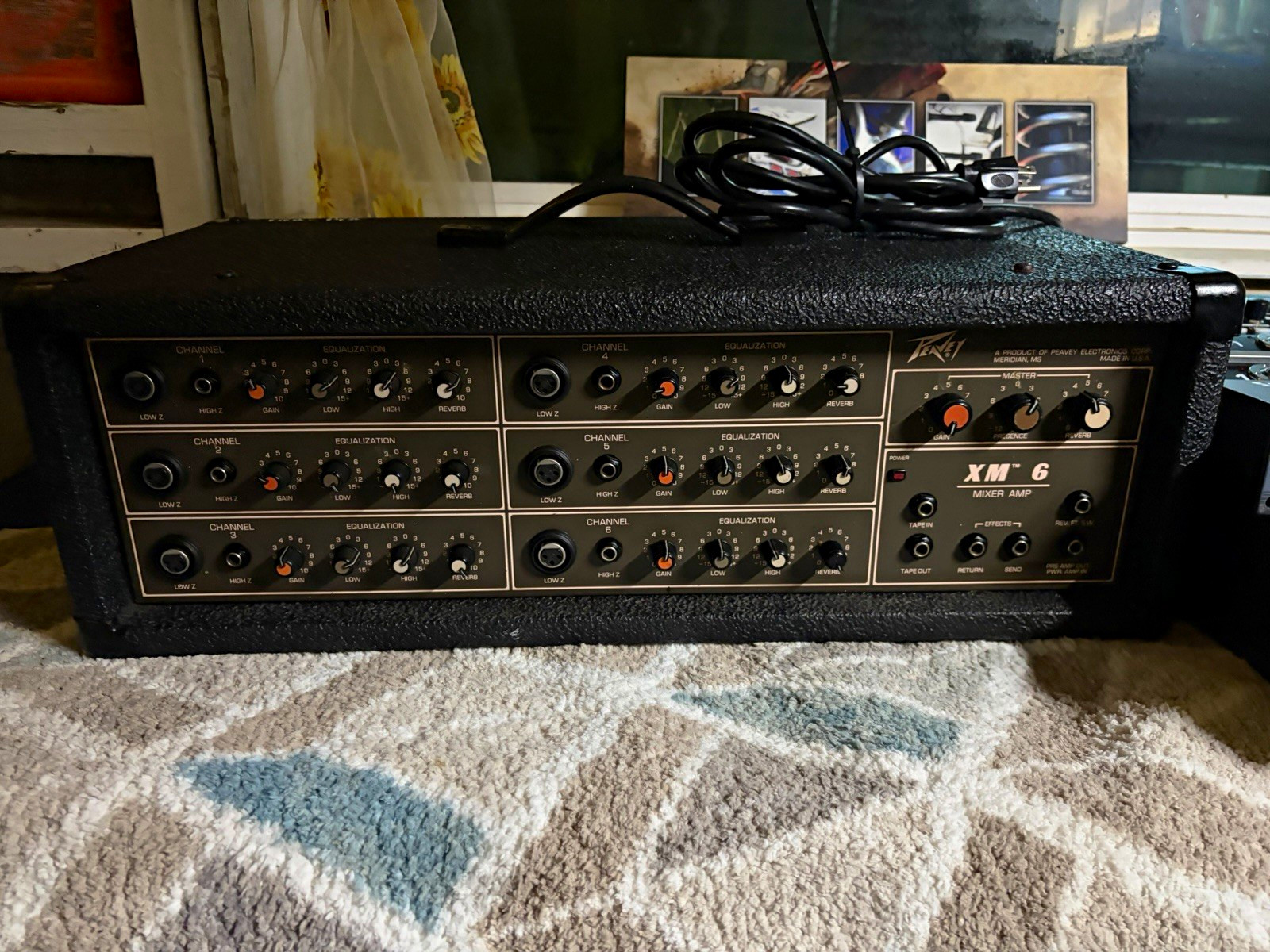Peavey XM 6 6-Channel Mixer Amplifier Head 120W Solid State Class AB
