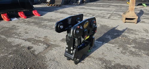 Tilting Quick Hitch w/ 45mm 3CX Pins - Unused - £4000.00 + VAT @ 20% - C560 - Picture 8 of 8