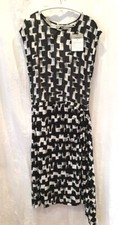 NEW Great Plains 8-10 Tunic Dress - Black White Cubist Wave - Dip Hem Open Back