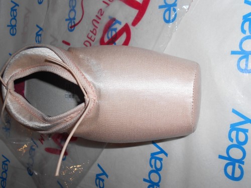 MERLET France - LENA Ballet Pointe Dance Shoes 3/4 STM Size 15 / 37 C Flesh NEW - Picture 6 of 10