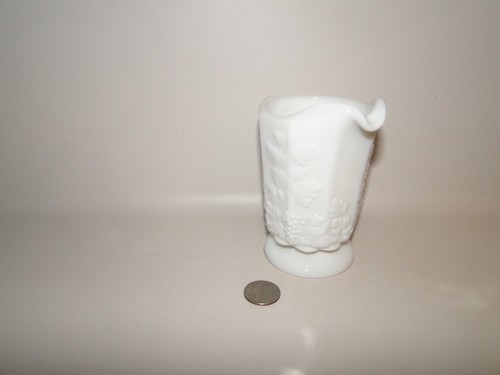 Vintage Westmoreland White Milk Glass Paneled Grape Creamer, STamped W on Bottom - Picture 3 of 7