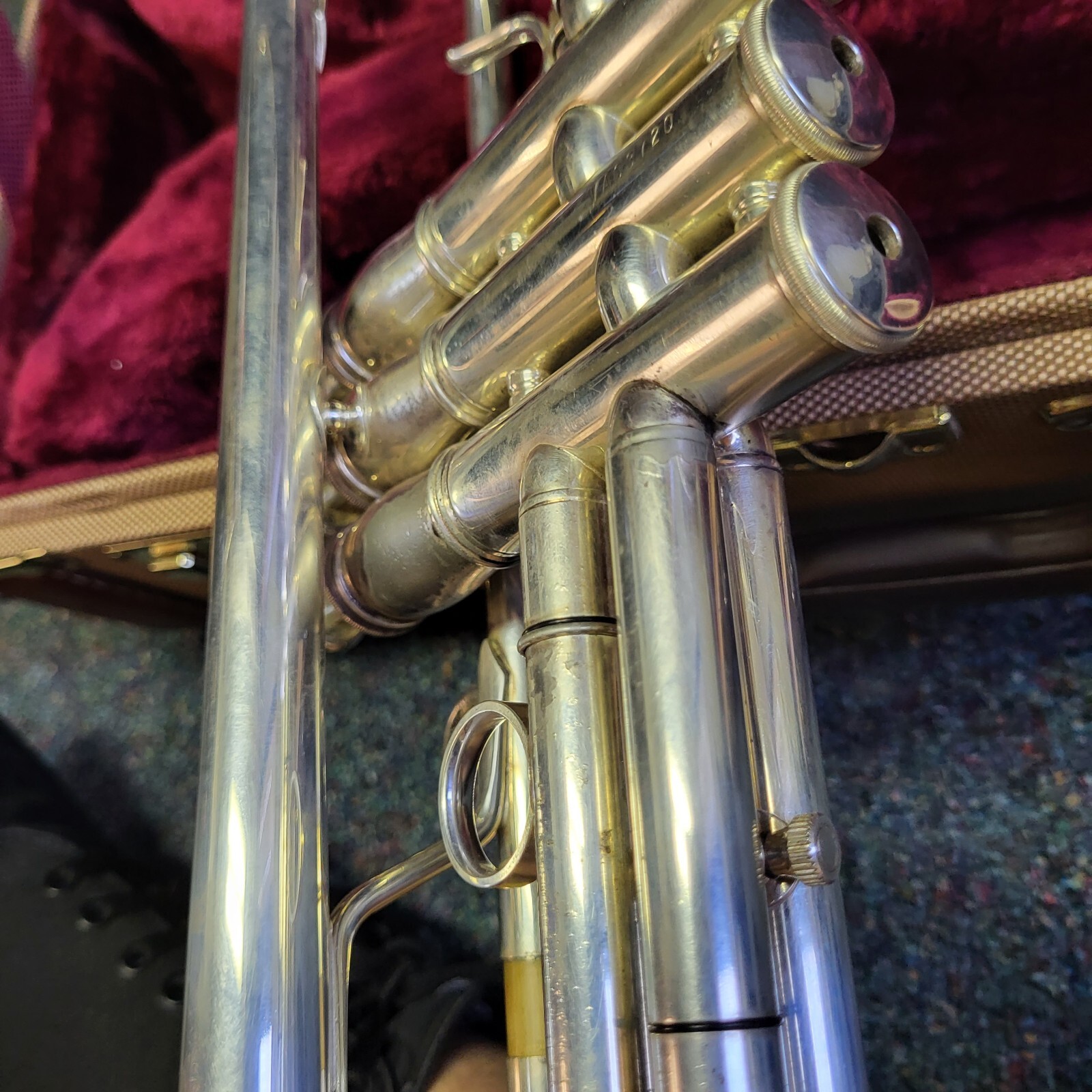 Jupiter XO Model 1604S Professional Trumpet in Silver w/ B6S1