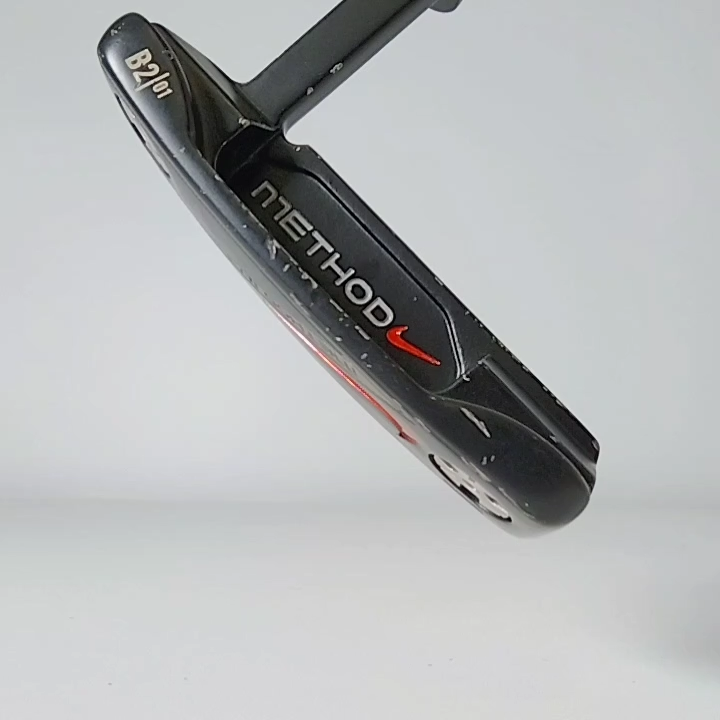 NIKE GOLF METHOD MATTER B2-01 34in Putter with Head Cover