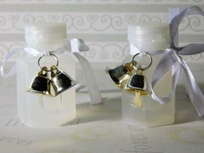 Wedding Bubbles with Wedding Bells 21 pack Bridal Party Favors